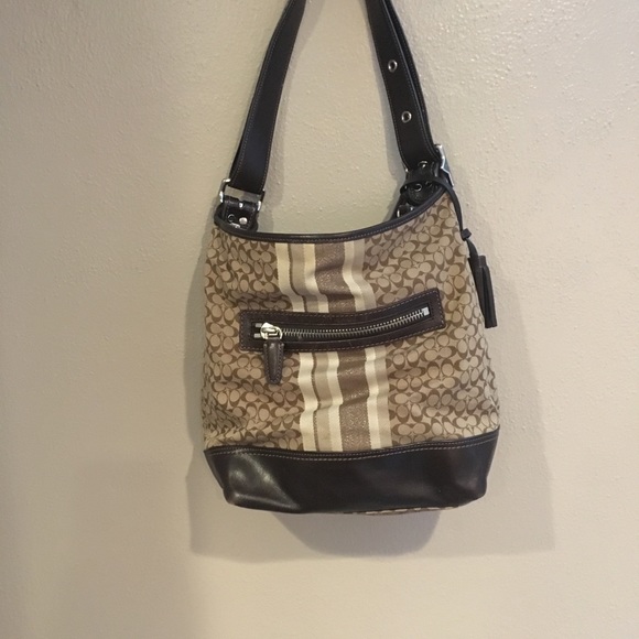 Coach purse - Picture 2 of 2